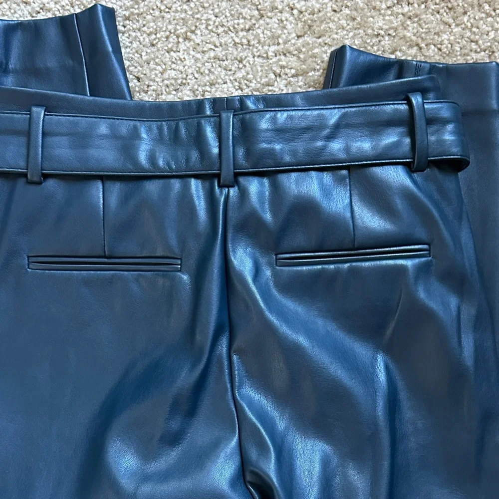 Ann Taylor Midnight Blue Cropped Pants with Belt - Picture 5 of 5